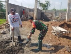Babinsa Sambirejo Kawal Pembangunan KDMP untuk Warga