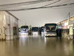 Banjir Kembali Landa Kota Bekasi Pasca Diguyur Hujan Sejak Sabtu Malam