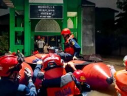 Banjir Saat Lebaran, Permukiman di Cibubur dan Pekayon Jaktim Terendam hingga Satu Meter