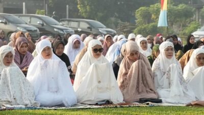 Pemkab Lamtim Rayakan Idulfitri Tanpa Open House, Bupati Ella Pilih Berbagi di Jabung