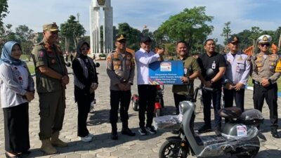 Bupati Sidoarjo Apresiasi Bantuan Sepeda Listrik untuk Operasional Satpol PP