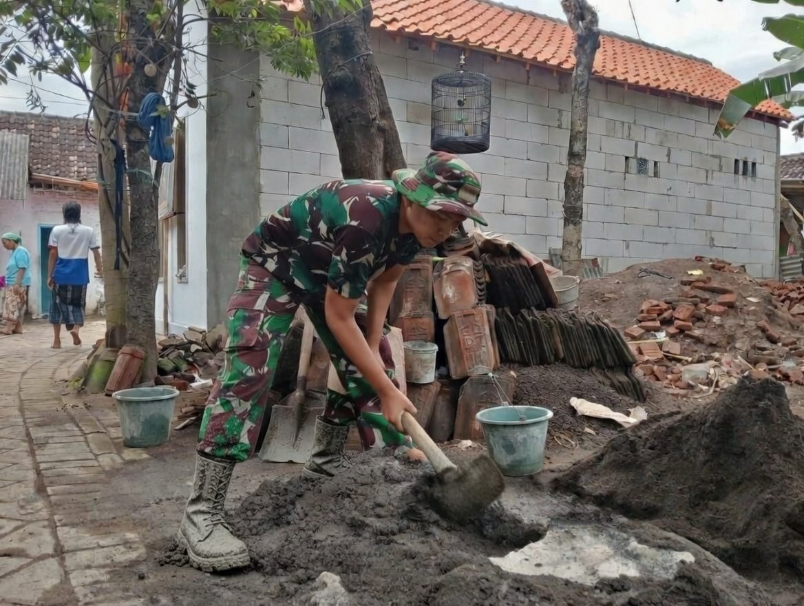 keramik di lantai mushola