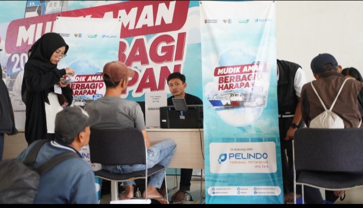 PT IPC Terminal Petikemas (IPC TPK) secara resmi membagikan 500 tiket Program TJSL