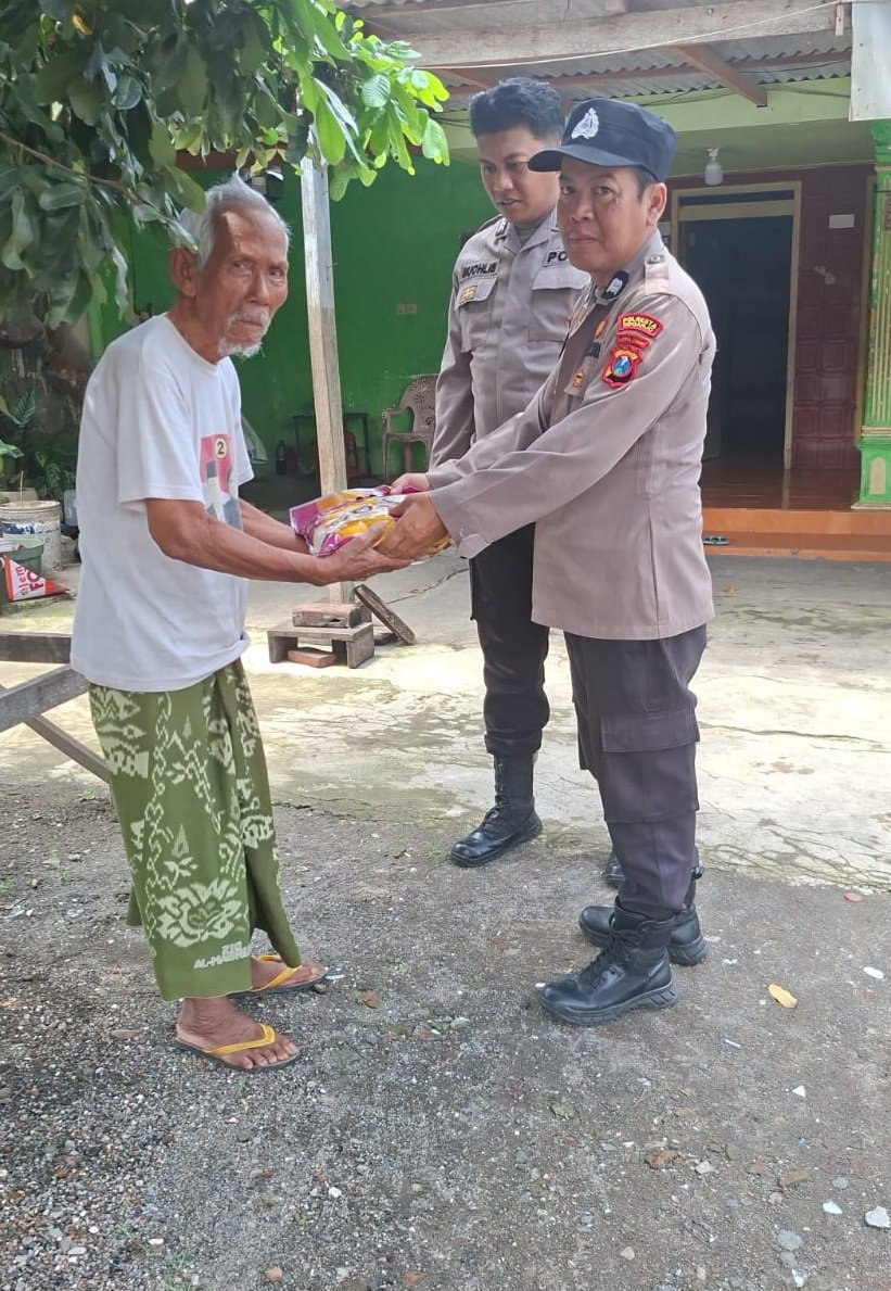 santunan kepada warga kurang mampu