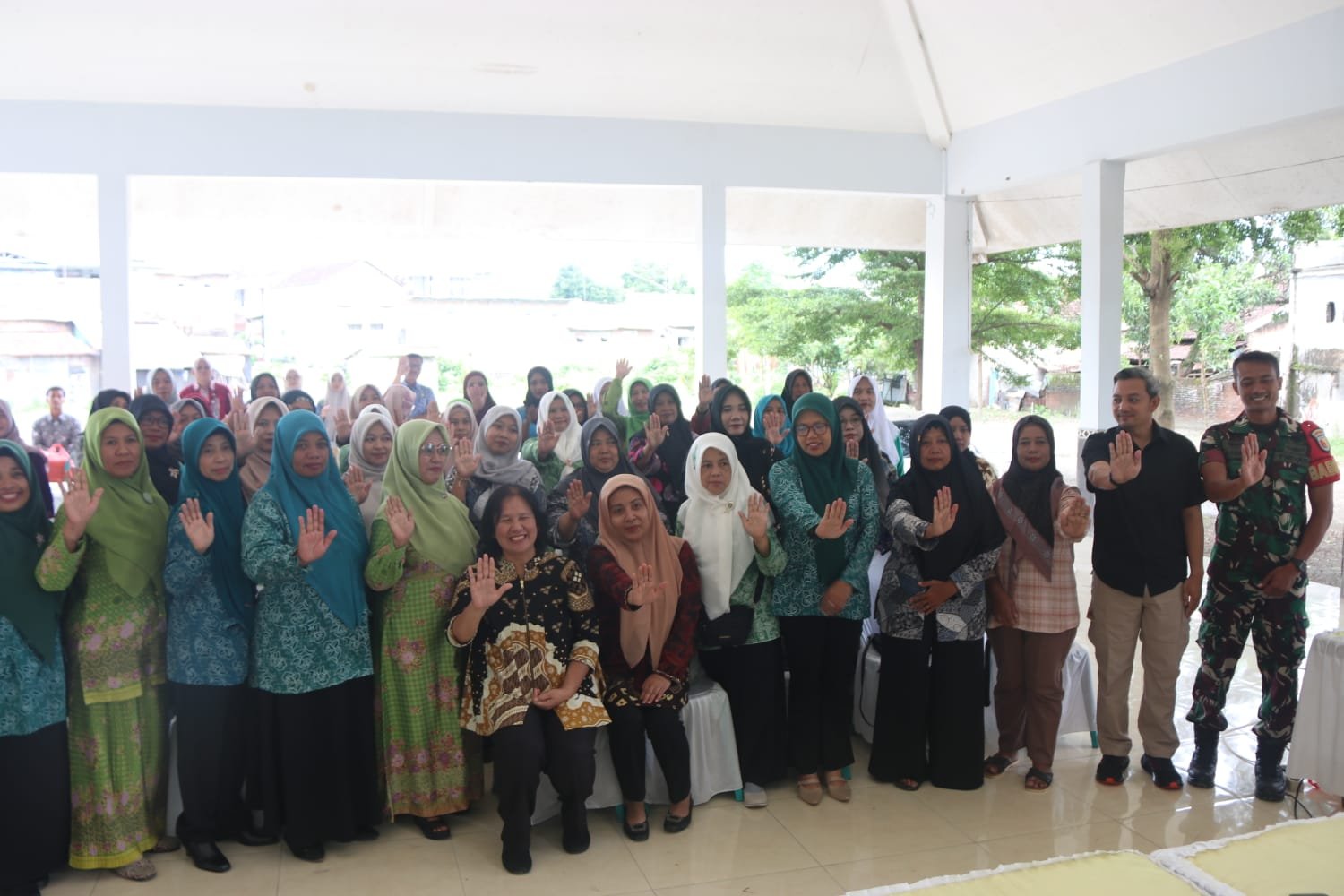 Kegiatan penyuluhan yang digelar di Posko TMMD Desa Gadungan