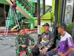 Babinsa Tambakrejo Laksanakan Komsos di Kawasan Tambakberas, Pantau Situasi Wilayah Saat Santri Libur