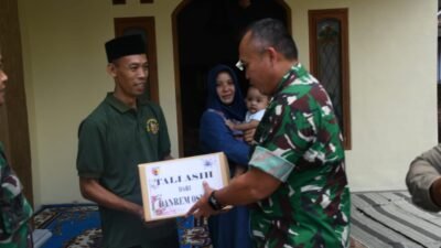 Rumah Anggotanya Ludes Terbakar, Danrem Untoro Beri Bantuan