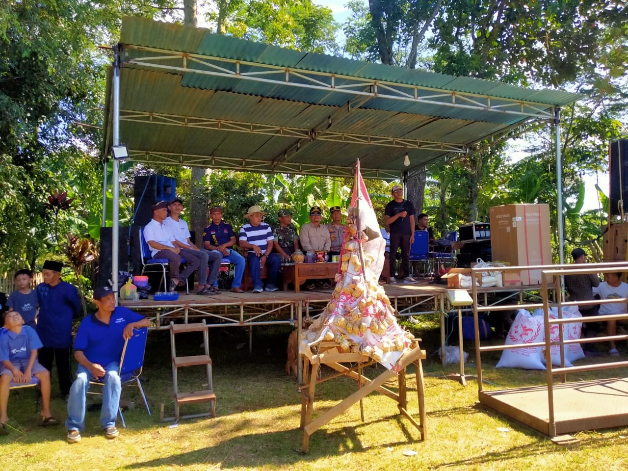 Festival Tradisi Sapi Berik dan Timbang Sapi