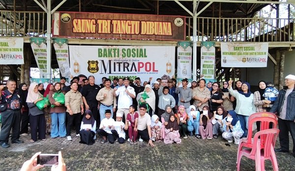Mitrapol Konsisten Berbagi Jelang Idulfitri, Ratusan Paket Sembako Dibagikan di Jakarta dan Tasikmalaya