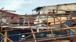 Puting Beliung Terjang Dua Kecamatan di Cirebon, Ratusan Rumah Warga Rusak