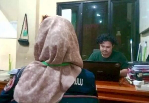 Ponsel Dirampas Saat Liputan Dugaan Pungli, Wartawati di Bengkulu Lapor Polisi