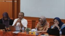 FISIP UHAMKA Gelar Bedah Buku Peran Media dan Opini Publik