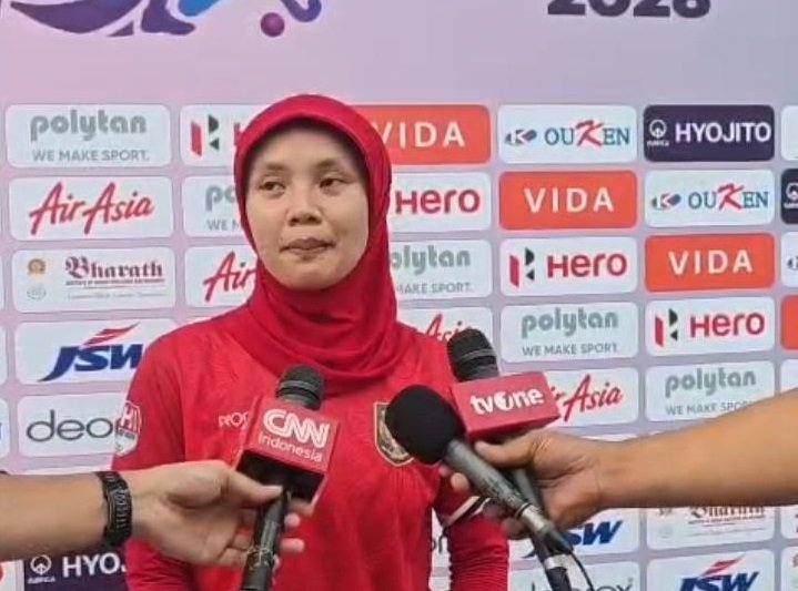 kapten tim hockey putri Indonesia, Nisa Indira menyatakan kesiapan timnya menghadapi Sri Lanka. (foto: FHI).