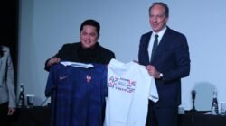 Federasi Sepak Bola Prancis (FFF) menegaskan bahwa kerja sama dengan Persatuan Sepak Bola Seluruh Indonesia (PSSI) menjadi langkah awal penting dalam mendorong pengembangan sepak bola putri Indonesia, khususnya dari level akar rumput hingga pembinaan usia muda. (Foto: AGF).