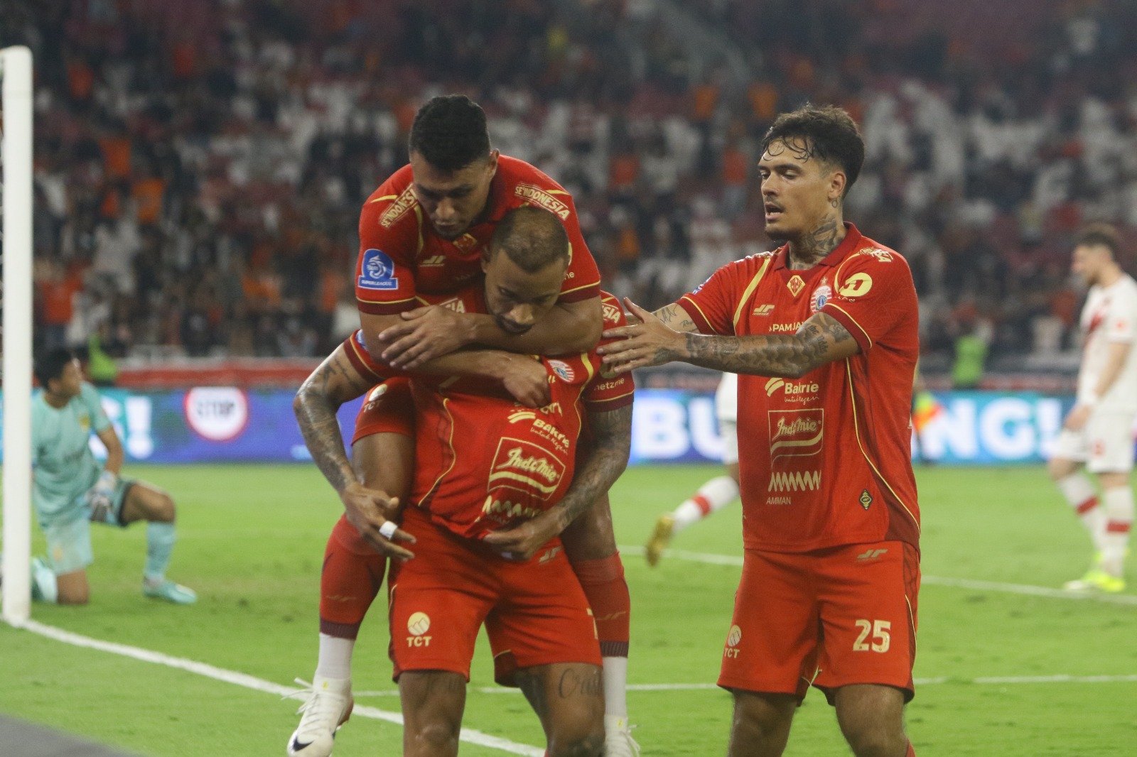 Persija Jakarta tampil dominan saat menghancurkan Persis Solo dengan skor telak 4-0 pada pekan ke-30 BRI Super League 2025/2026. (Foto: MAK).