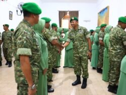 Kasdim 0820/Probolinggo Mayor Caj Aminudin Abadi Memimpin Upacara Korps Raport Kenaikan Pangkat