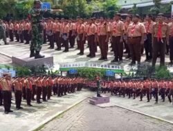 Antusiasme Siswa SMKN 1 Nguling, Saat Anggota Koramil Latih PBB