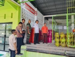 Jaga Stabilitas, Koramil Kraksaan Melakukan Sidak Dan Monev Stok Dan Harga LPG 3 Kg