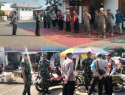 Aparat Gabungan Tertibkan PKL, Wujudkan Kawasan Stasiun Pasuruan yang Tertata