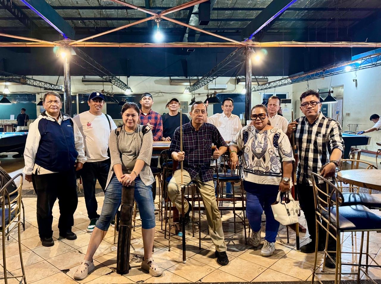 Tim seleksi biliar dari PWI DKI Jakarta terus menggenjot persiapan menjelang uji tanding melawan PWI Kalimantan Selatan yang dijadwalkan berlangsung Sabtu (18/4/2026). (Foto: ist).