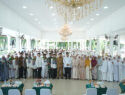 Bupati Asahan Lepas Ratusan Calon Jamaah Haji 2026 dalam Prosesi Upah-upah yang Khidmat