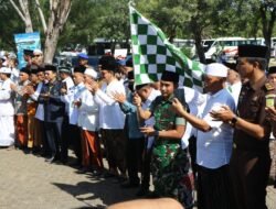 Bersama Jajaran Forkopimda Dandim 0820/Probolinggo Letkol Inf Ribut Yodo Apriantono Lepas Calon Jamaah Haji