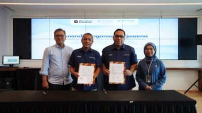 Sinergi Operasional IPC TPK dan PTP di Teluk Bayur Perkuat Kinerja Bongkar Muat
