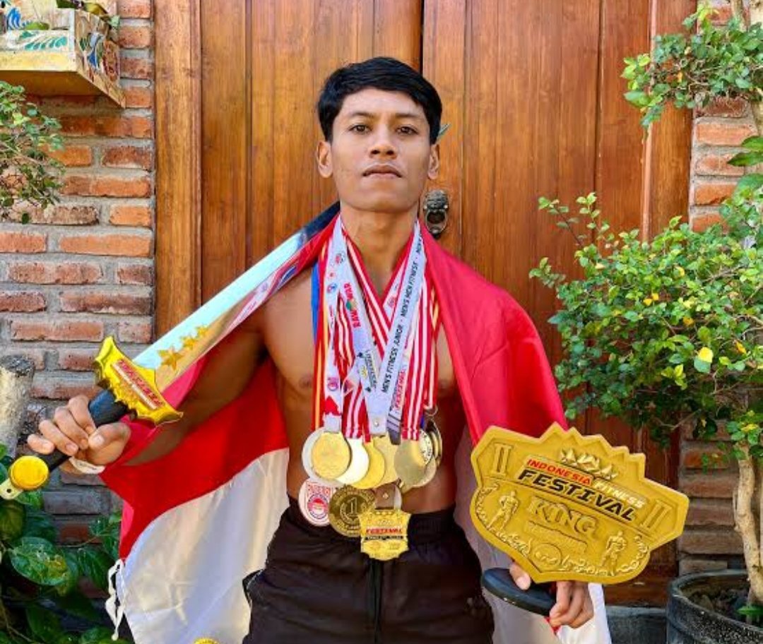 Unggahan kekecewaan atlet angkat berat asal Buleleng, I Gede Wahyu Surya Wiguna, yang viral di media sosial memicu perhatian publik sekaligus menimbulkan beragam persepsi. (Foto: ist).