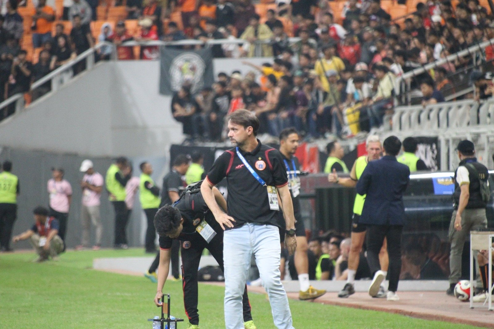 Pelatih Persija, Mauricio Souza, menegaskan bahwa timnya telah melakukan persiapan maksimal meskipun menghadapi sejumlah kendala terkait kondisi skuad. (Foto: MAK).