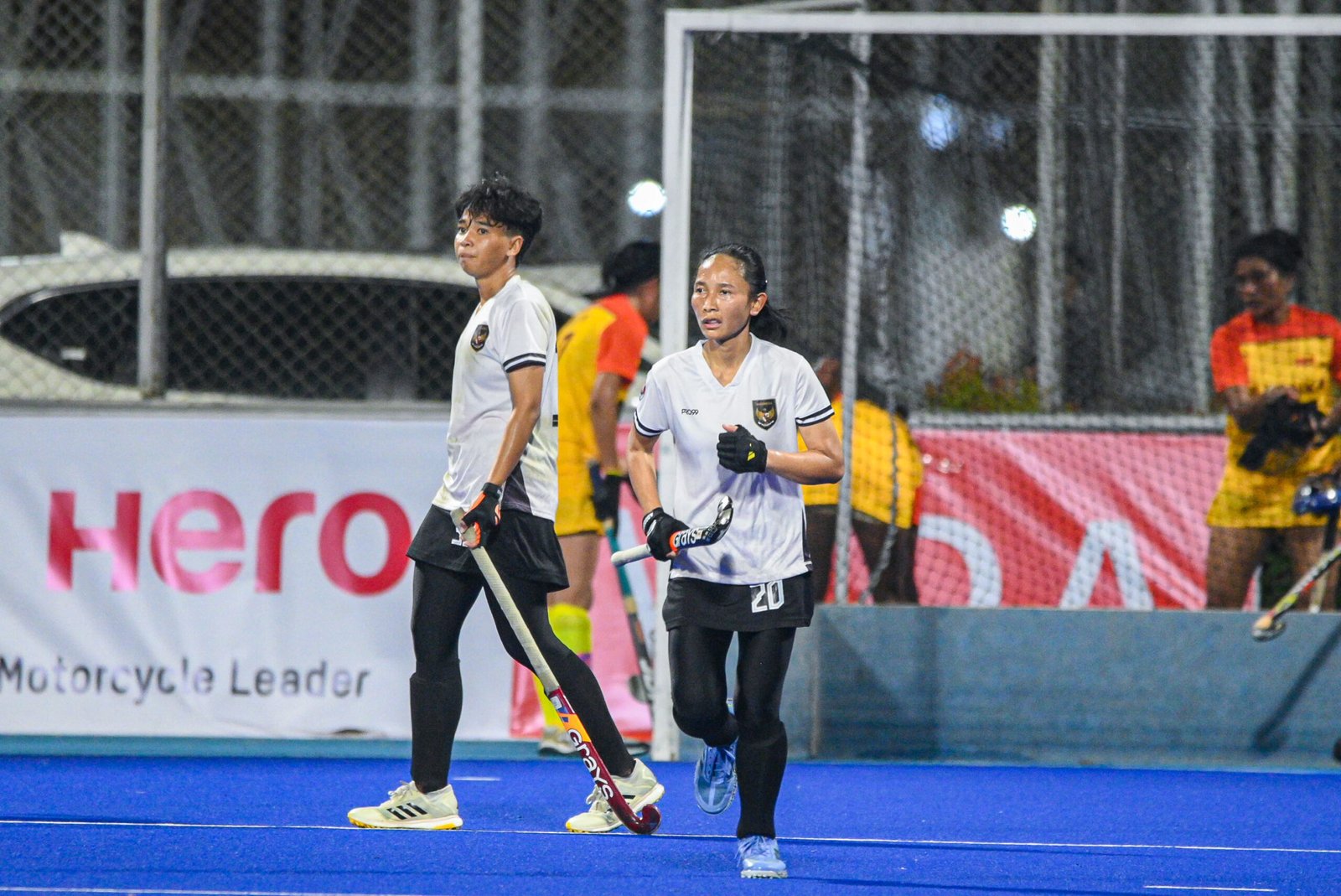 Timnas Hockey Field Putri Indonesia memastikan tiket ke Asian Games Nagoya 2026 setelah meraih kemenangan meyakinkan 3-1 atas Sri Lanka pada laga kedua Pool B Kualifikasi Hockey Putri Asian Games 2026. (foto: FHI).