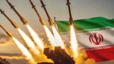 Iran Luncurkan Rudal, Balas Serangan AS dan Israel