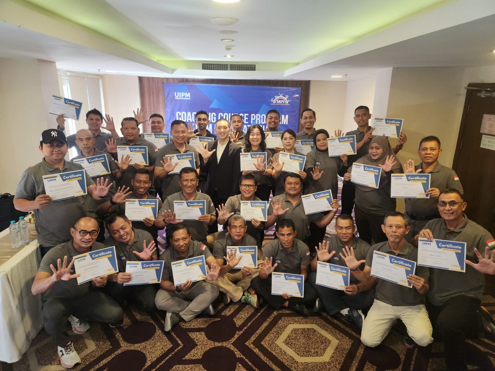 Instruktur UIPM Jasper Liu bersama peserta CCP Level 2. (foto: MPI).