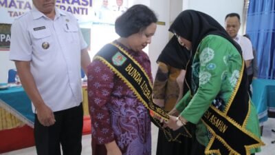 Bunda Literasi Asahan Perkuat Gerakan Baca Lewat Pelantikan di Meranti