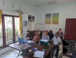 Camat Aek Ledong Ajak Kades Perkuat Transparansi Lewat Talkshow Anti Korupsi KPK