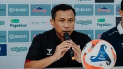 Pelatih Garudayaksa FC, Widodo Cahyono Putro, mengungkapkan rasa syukurnya atas kemenangan yang diraih timnya. (foto: Garudayaksa).