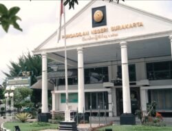 Gugatan Ijazah Jokowi Ditolak PN Surakarta, Hakim Kabulkan Eksepsi Tergugat