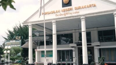 Gugatan Ijazah Jokowi Ditolak PN Surakarta, Hakim Kabulkan Eksepsi Tergugat