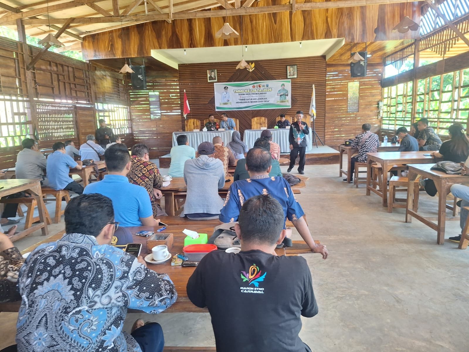 Program TMMD Ke-128 Kodim 0820/Probolinggo tak hanya menghadirkan pembangunan fisik di desa, tetapi juga memperkuat kualitas sumber daya manusia masyarakat. (Foto: ist)