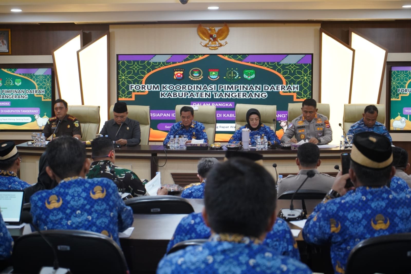 Bupati Tangerang Moch Maesyal Rasyid pimpin rakor bahas berbagai permasalah termasuk menghadapi perayaan Iduladha 2026. (Ist/sp)