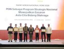 Yenny Wahid dan Atlet Panjat Tebing Raih Penghargaan KONI