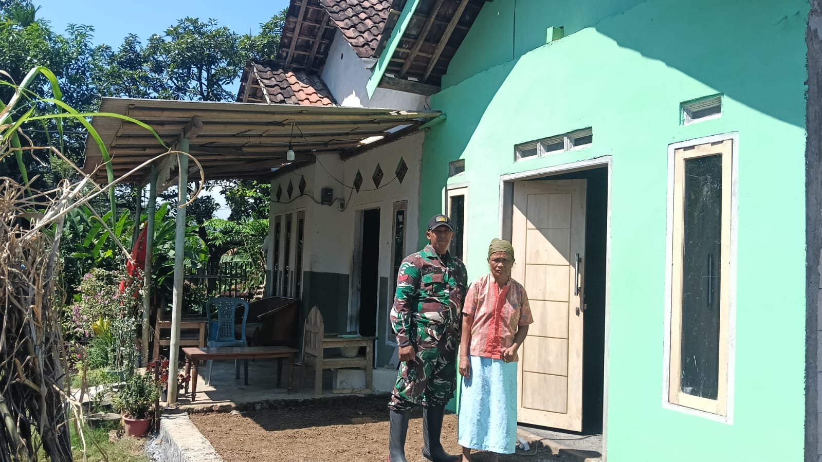 Program Rehabilitasi Rumah Tidak Layak Huni milik Ibu Mani di Dusun Klagin RT 19 RW 07 Desa Brabe, Kecamatan Maron, Kabupaten Probolinggo, telah selesai 100 persen. (Foto: ist)