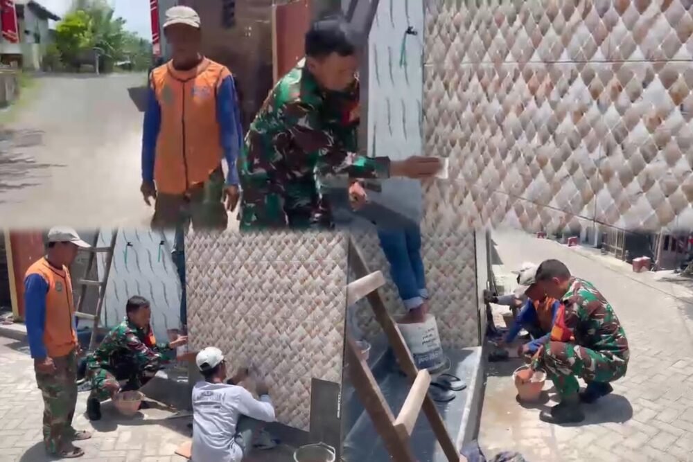 Babinsa Pimpin Renovasi Mushola Al Ikhlas