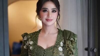 Dewi Perssik