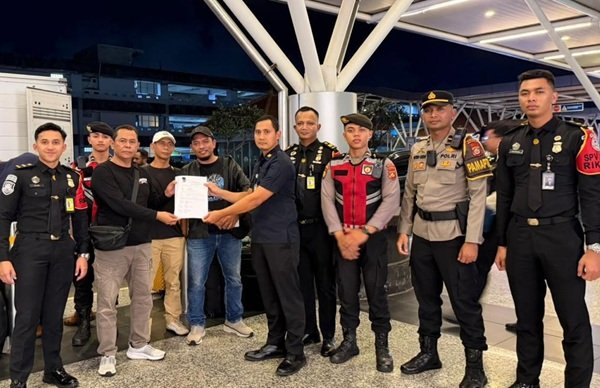 Imigrasi Ngurah Rai Tunda Keberangkatan 13 WNI yang Diduga Berangkat Haji Nonprosedural