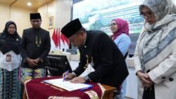 Hardiknas 2026: Munjirin Dorong Wajib Belajar 13 Tahun untuk Tekan Anak Putus Sekolah di Jakarta Timur