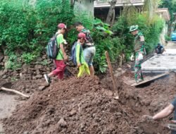 Siswa Klagin Lintasi Jalur yang Segera Dipaving, Satgas TMMD Ke-128 Pacu Pengerjaan