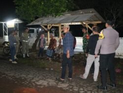 Patroli Malam Muspika Maron Bersama Satgas TMMD Ke-128 Jaga Keamanan Desa Brabe