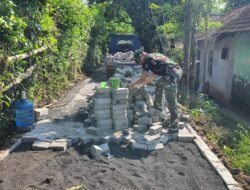 Pemasangan Paving di Dusun Klagin Desa Brabe Capai 70 Persen