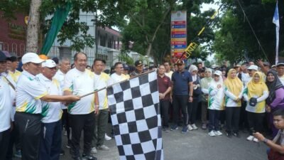 Semarak Perayaan Dies Natalis Ke-40 Universitas Asahan (UNA) Diwarnai Jalan Santai Ribuan Peserta