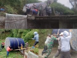 Sinergi Babinsa dan Masyarakat Ganti Tandon Air 